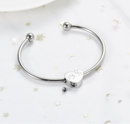 Bransoletka z zawieszką na prochy  Amora Paw - Silver