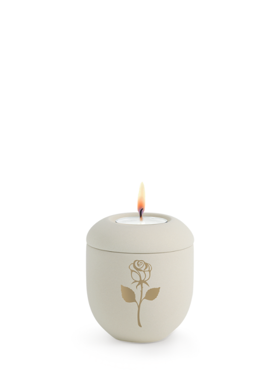 Keramická miniurna Melina Creme, zamatová, krémová, zlatá ruža, sviečka s viečkom.