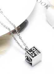 Prívesok na popol Love