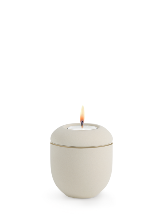 Keramická miniurna Melina Creme, sametová, krémová, zlatý lem, svíčka ma víku.